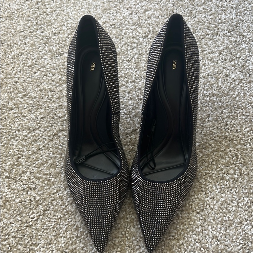 Zara Black and Silver Women's Heels